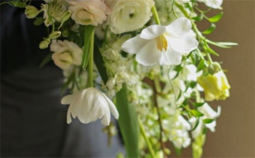 2025年04月21日结婚吉日查询 适不适合办喜事