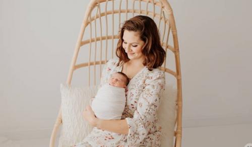 女孩缺水的名字大全集 宝宝可爱文静好名字